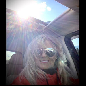 Meet your Posher, Cynthia